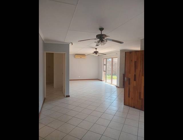 3 BEDROOM PROPERTY TO RENT IN RICHARDS BAY CENTRAL